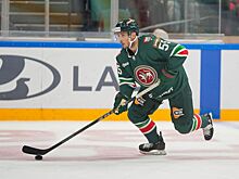 Хмелевски заброcил свою первую шайбу за «Ак Барс» в ворота «Салавата Юлаева» в Уфе