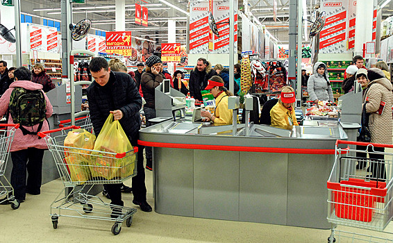 Недельный чек россиян прибавил меньше рубля