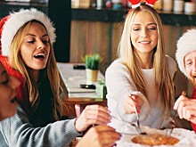 Названы запрещенные за новогодним столом темы