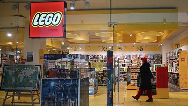 Часть магазинов Lego приостановили работу в России