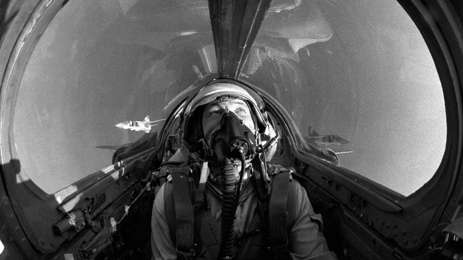 Умер выдающийся военный летчик Александр Верозуб