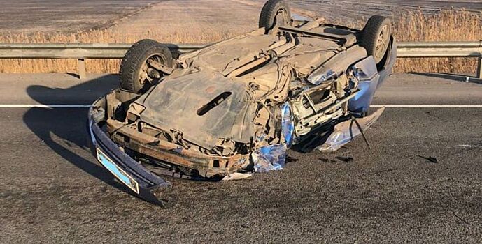 Уснувший за рулем автомобиля дончанин пострадал в ДТП