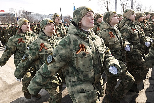 Уральские поисковики обнаружили останки солдат с личными вещами