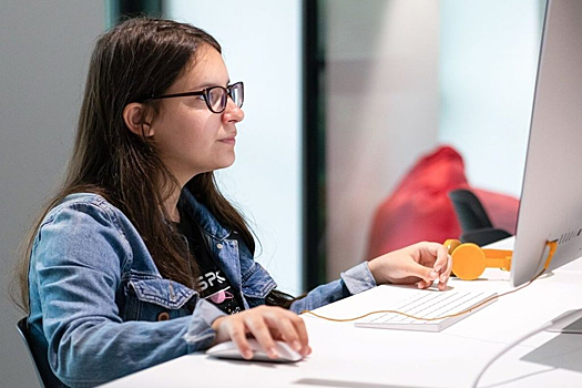 Сотрудники школы №667 пригласили к участию в образовательном онлайн-марафоне