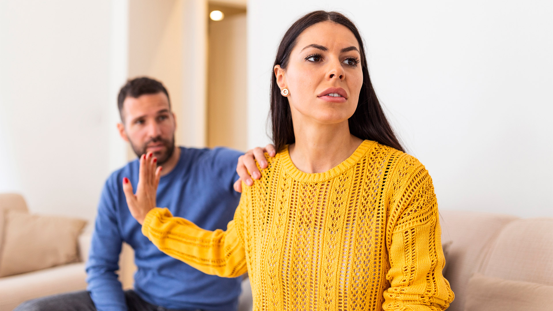 Вина как инструмент манипуляции. Чтение отрывка из книги Сони Рико «Дорогое вино, спасибо, но прощай»