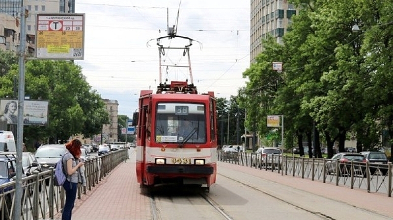 Камеры в Москве будут штрафовать за выезд на трамвайные пути