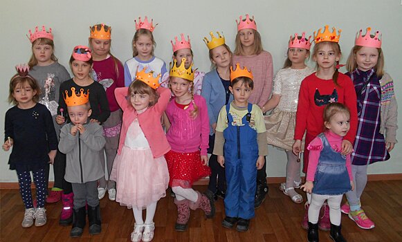 В детской библиотеке № 178 отметили Международный женский день квестом для принцесс