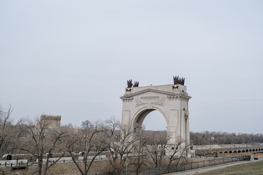 В Волгограде объявили аукцион на разработку проекта ремонта моста через ВДСК