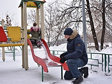 Подрядчики проведут установку малых архитектурных форм на детской площадке в поселении Роговское