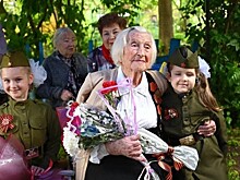 Ветеран Елена Гонтарь отмечает свое 101-летние в юбилей Победы