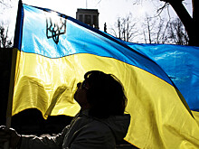 Киев ввел санкции против 100 украинцев из списка США