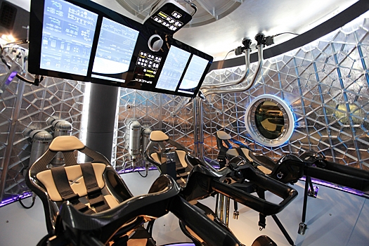 SpaceX начнёт доставлять людей на МКС в следующем году