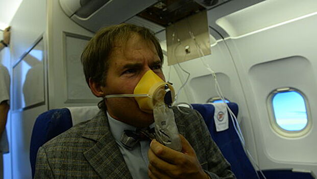 Раскрыта правда о кислородных масках в самолете