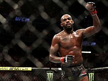 Два чемпиона UFC, Джонс и Адесанья, встретились друг с другом
