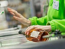 Депутаты поддержали законопроект о снятии ограничения по времени продажи алкоголя в первом чтении