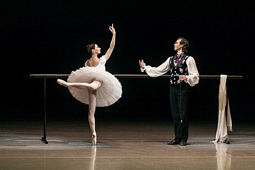 Прима новосибирского балета пригласила зрителей на бенефис