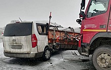В Михайловском районе 14-летний пассажир Hyundai H-1 пострадал в массовом ДТП