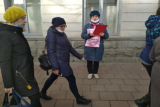В Екатеринбурге прошли одиночные пикеты в память о репрессированных