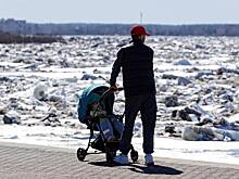 Россиянам назвали меры поддержки для отцов