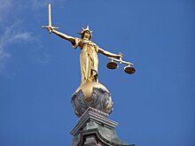 Госдума ужесточила наказание за склонение к самоубийству