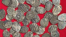 Клад со старинными монетами нашли в Москве