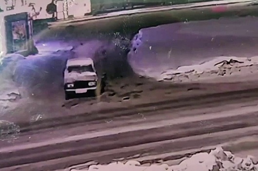 Подростки ограбили автомойку и угнали автомобиль под Новосибирском