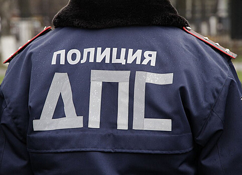 Смертельное ДТП с участием легковушки и фуры произошло на въезде во Владивосток