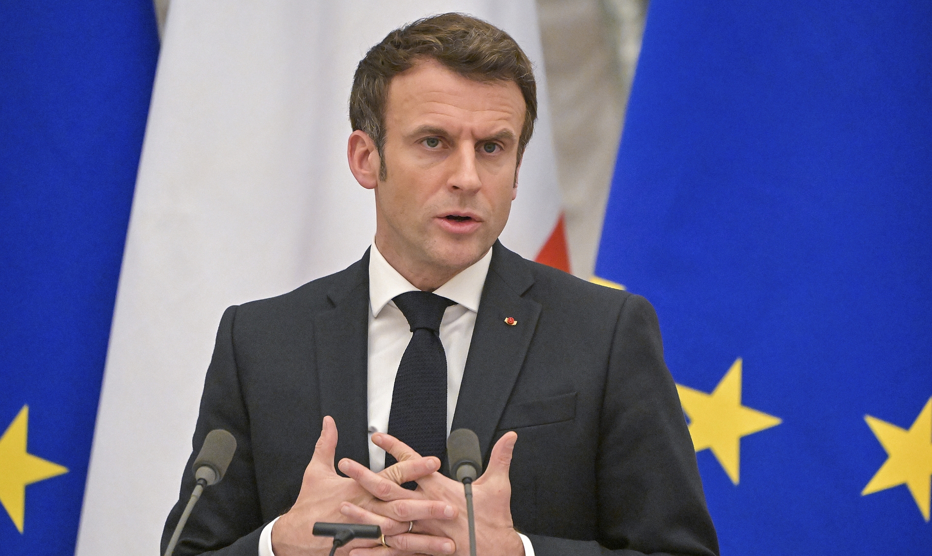 Макрон: Украина и Европа должны участвовать в дискуссии по украинскому конфликту