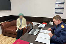 СК показал кадры допроса москвички, выбросившей годовалую дочь из окна 11-го этажа