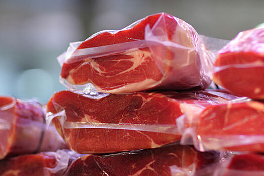 Британия отправила мясо на разделку в ЕС из-за нехватки рабочих