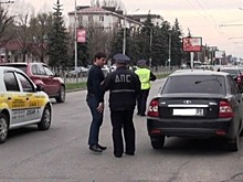 В Черкесске ГИБДД Карачаево-Черкессии провели скрытый рейд на пешеходных переходах