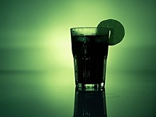 В барах и ресторанах появятся таблички «18+»