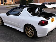 Процесс складывания крыши на Honda Civic del Sol