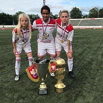 Воспитанницы спортшколы №70 Дмитровского района выиграли всероссийские соревнования по футболу