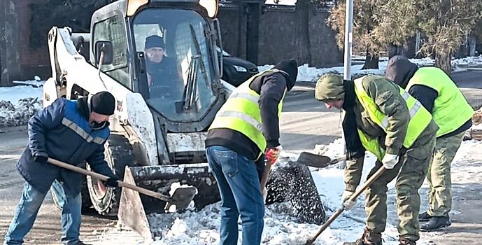 С улиц донской столицы вывезли более 12 тыс. кубометров снега