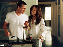 Актриса Хилари Дафф показала фото с новорождённой дочерью