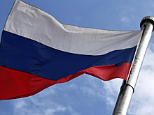 В России призвали удалить с площадок треки осквернившего российский флаг певца из Грузии