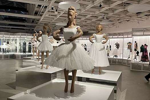 Выставка "Первая позиция. Русский балет" открылась в Санкт-Петербурге