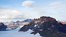 Российские ученые первыми в мире достали в Антарктиде древнюю горную породу
