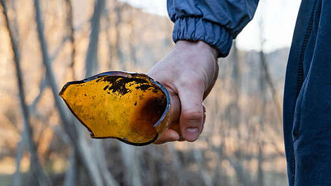 В Карелии мужчина напал на знакомого с ножом и отделался условным сроком