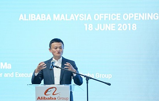 Основатель Alibaba покидает пост председателя совета директоров компании