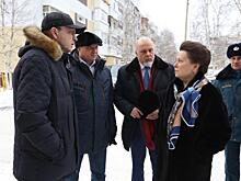 Губернатор Наталья Комарова отправилась в Сургут на торжественный вечер
