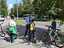 На Западе Москвы подвели итоги профилактического мероприятия "Юный велосипедист – скутерист"