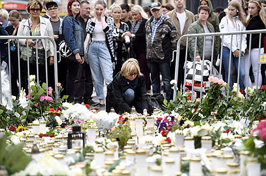 Еврокомиссия почтила минутой молчания память жертв атаки в Турку