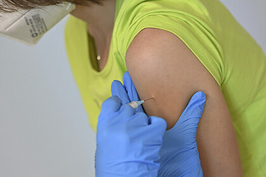 Вакцинация от коронавируса возобновится в Удмуртии с 28 июня
