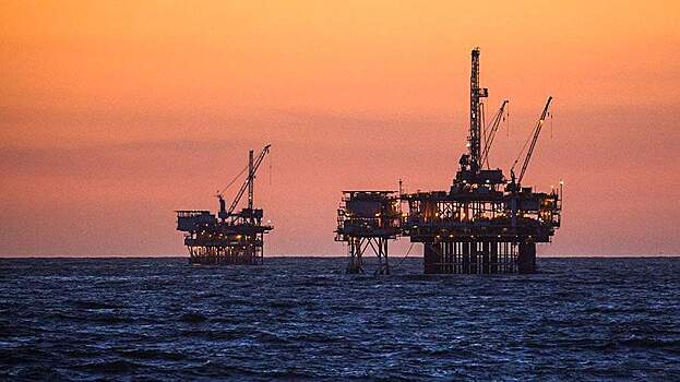 США резко сократили поставки нефти в Китай