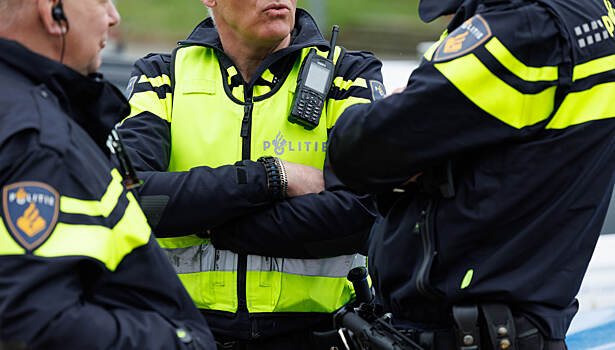 В Нидерландах избили политика, выступающего против военной помощи Украине