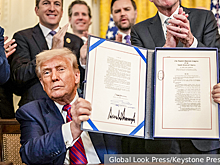 США сами подрывают глобальную роль американского доллара