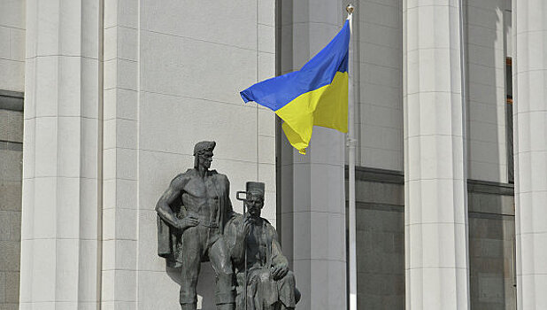 Украина выплатила первый купон по реструктуризированным бондам