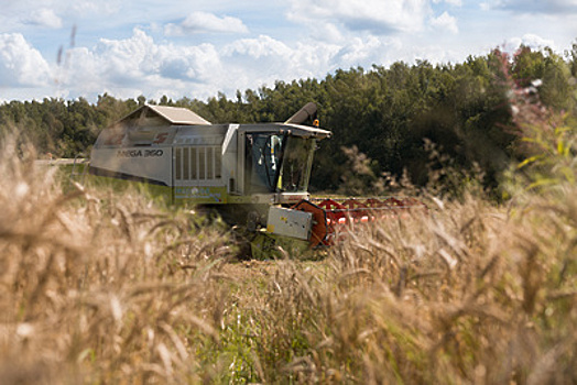 Аграрии Подмосковья купили более 150 единиц сельхозтехники с начала 2020 года